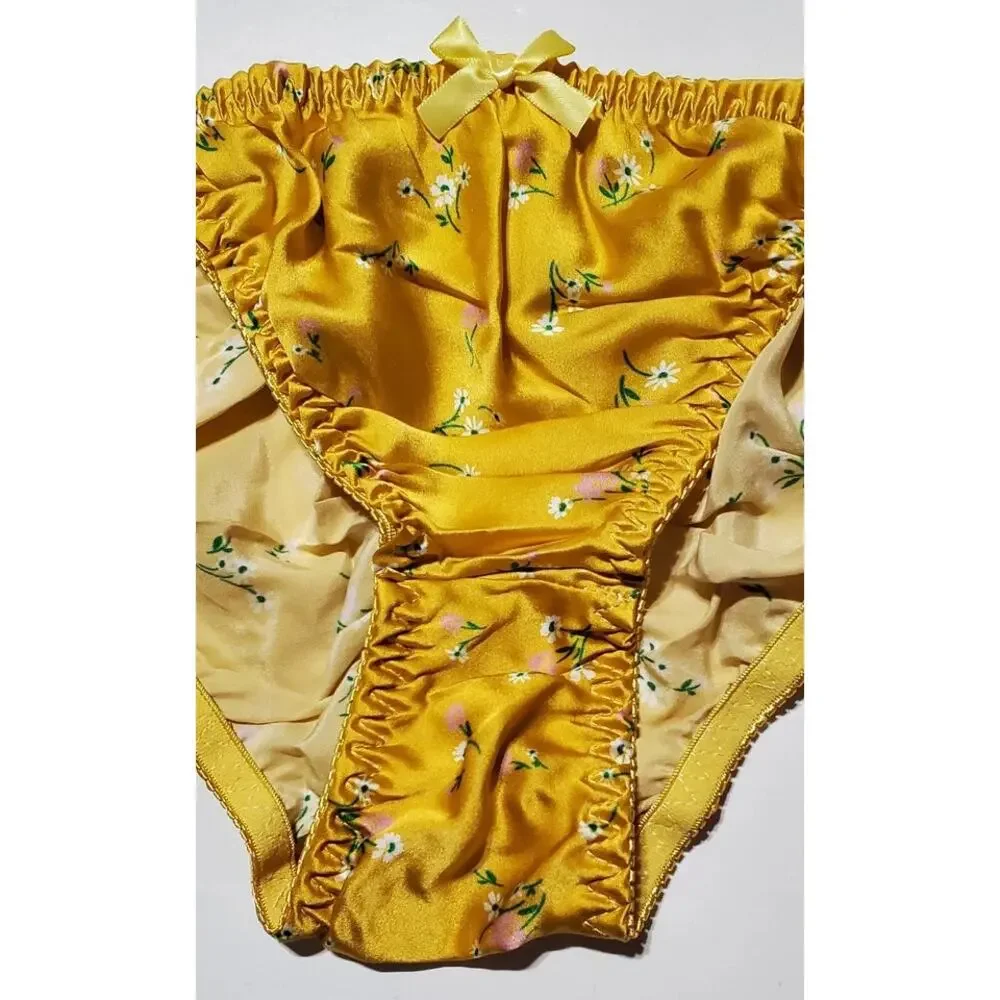 Yavorrs liquid satin